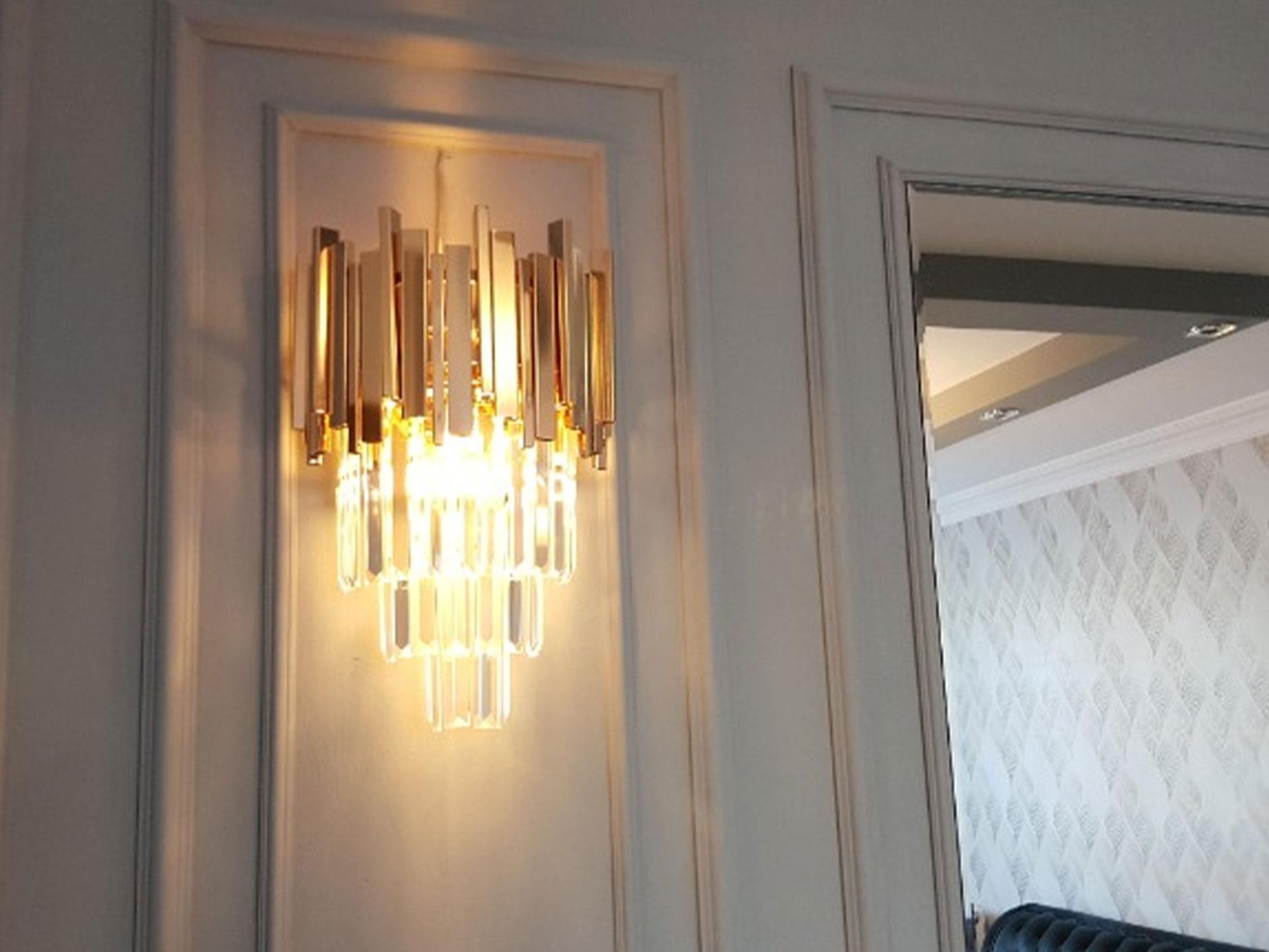 Modern Kristal Taşlı Gold Aplik