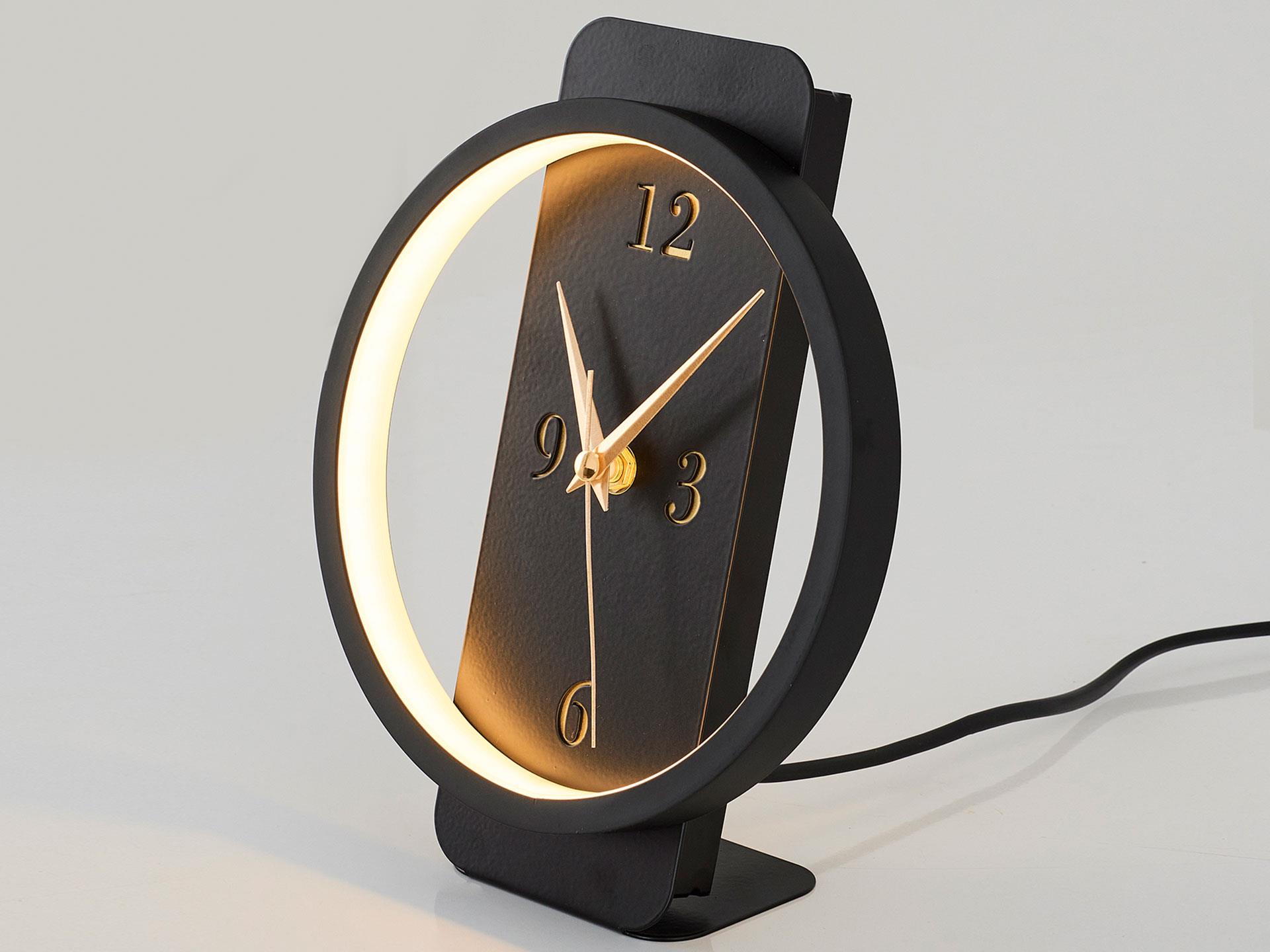 150-ML-19 Ora Round Led Desk Clock Black